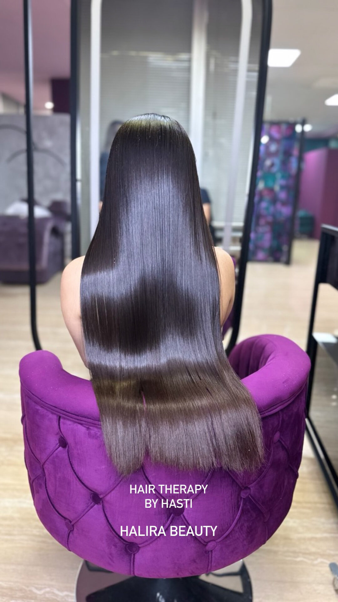 تصویر اصلی مطلب: لاین احیا و تراپی مو در سالن زیبایی هالیرا کیش؛ تجربهای از درخشندگی و نرمی واقعی با مواد ۱۰۰٪ برزیلی