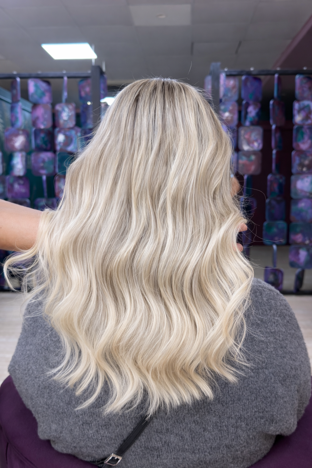 رنگ مو تخصصی در جزیره کیش تجربه ای فراتر از زیبایی