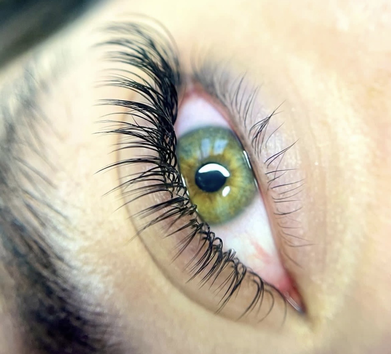 اکستنشن مژه اسپایکی